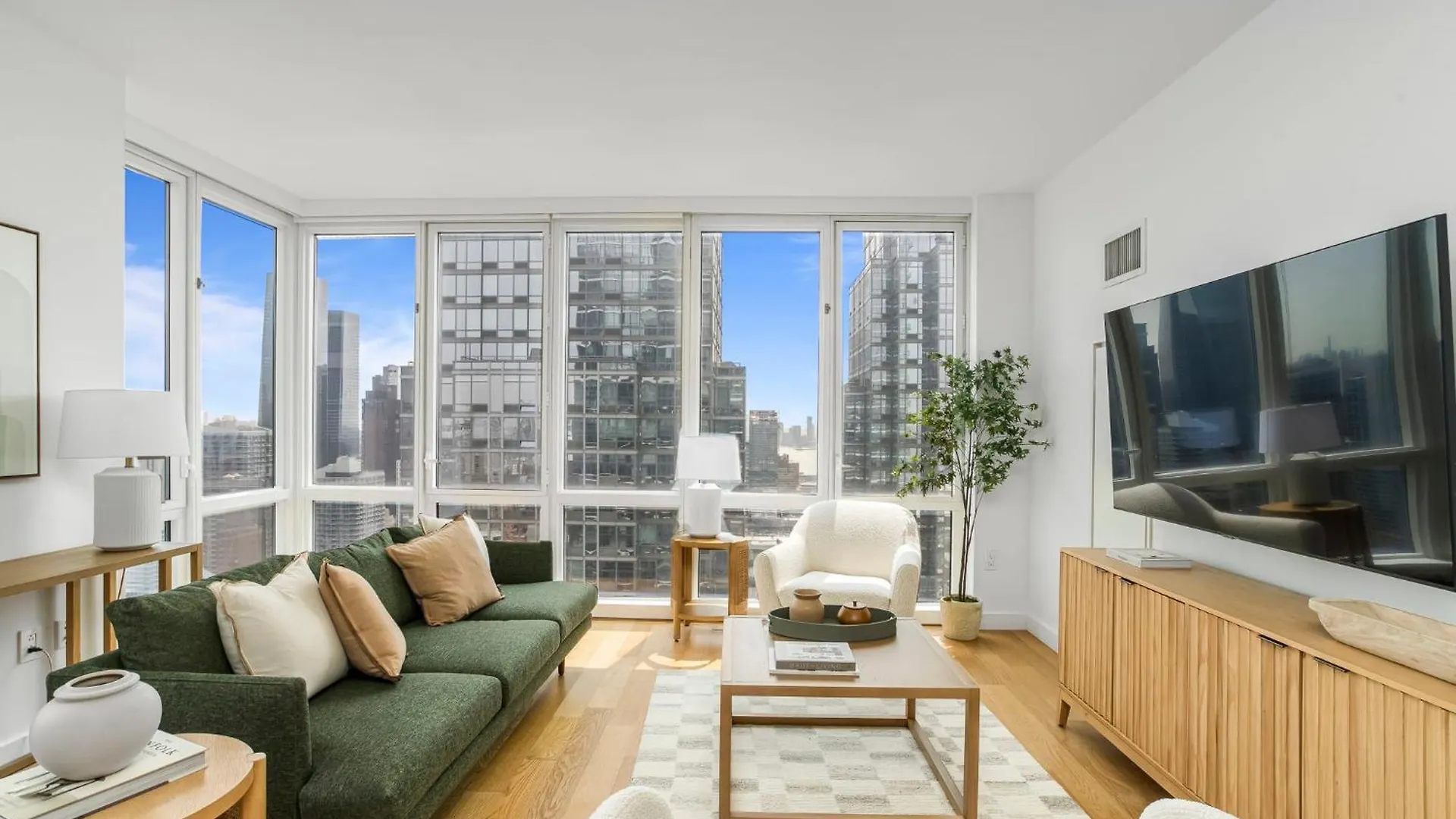 Manhattan Luxury Apartment 13 New York